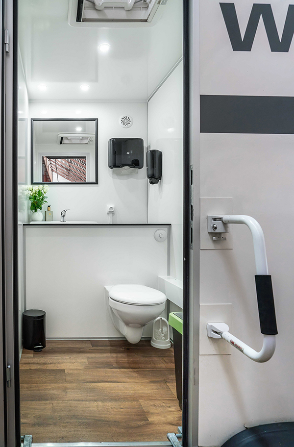 Toilettenwagen